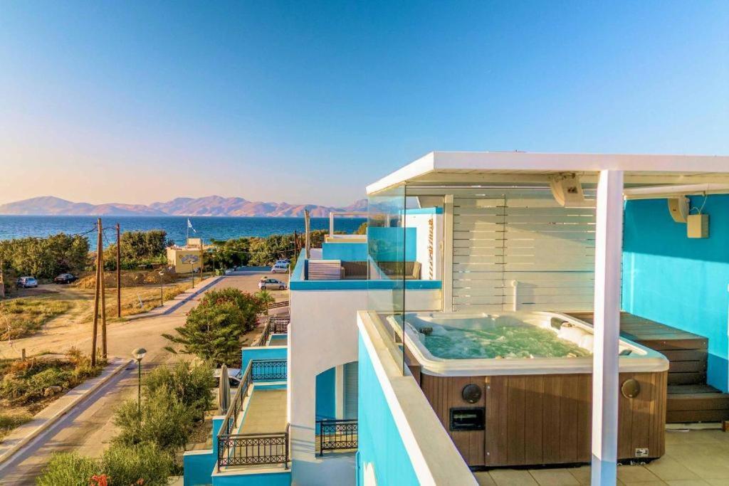 Seabreeze Villa - With Jacuzzi & Heated Pool Mastichari  Exterior foto