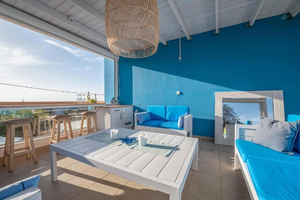 Seabreeze Villa - With Jacuzzi & Heated Pool Mastichari  Exterior foto
